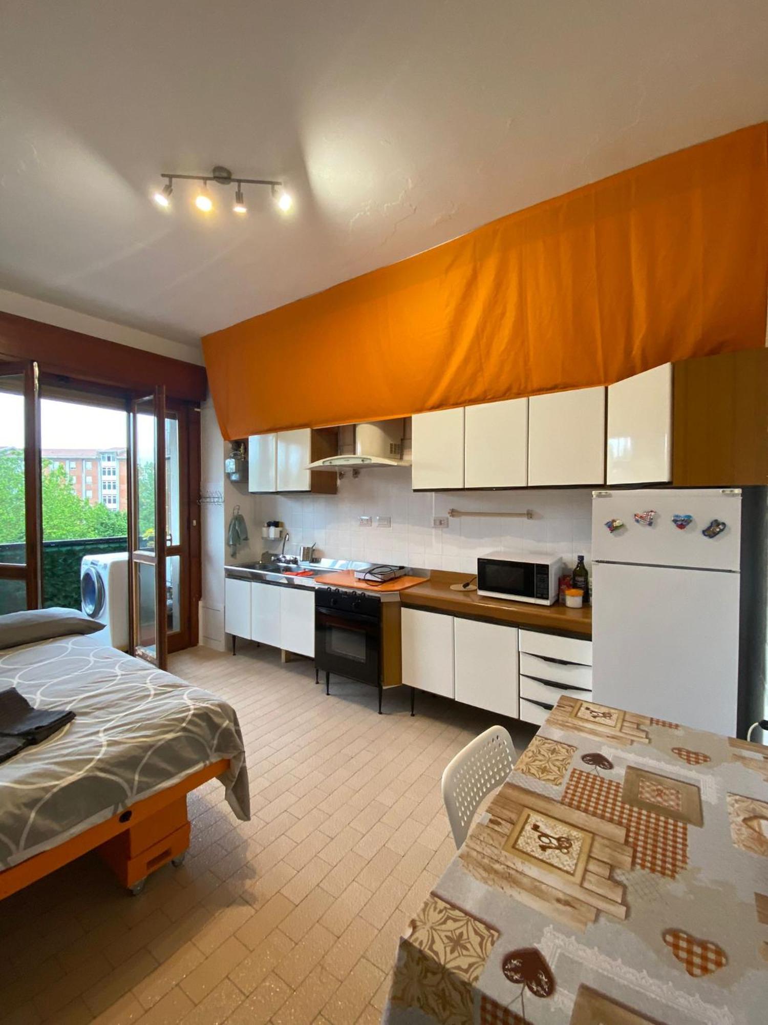 I Feel Orange Otel Legnano Dış mekan fotoğraf